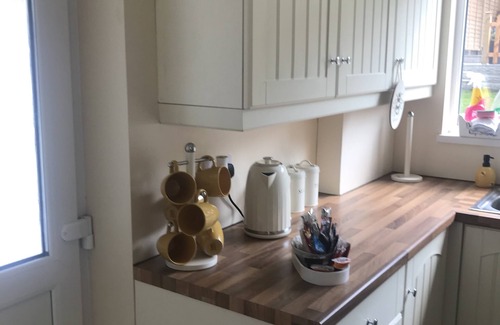 Port Talbot House | ❤Superb 4 Bedroom Holiday Home, Mountain View, Close to Aberavon Beach❤