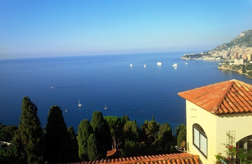 Roquebrune-Cap-Martin Apartment | SUPERB APARTMENT WITH POOL AND MAGNIFICENT VIEW ON MONACO