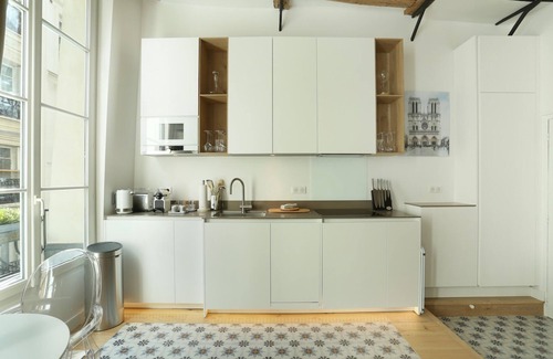 Saint-Merri Apartment | Superb Apartment Le Marais Center of Paris