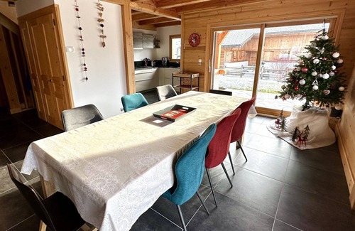 Samoens Ski Chalet | Superb contemporary chalet in a quiet location with beautiful mountain views