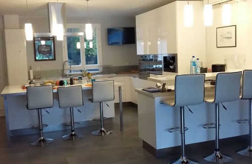 Preconil Villa | Superb family villa close to the center of the village of LE PLAN DE LA TOUR.