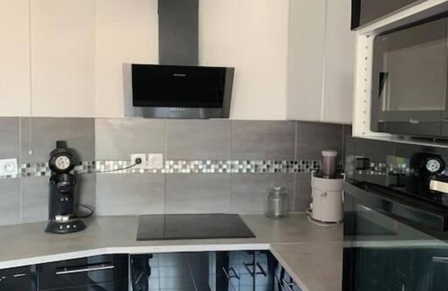 Euromed - La Joliette Apartment | Superb new apartment T3 of 71m2 in residence in Marseille