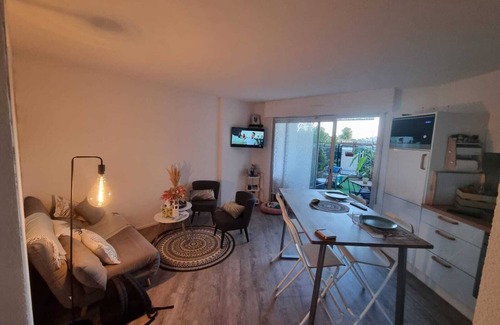 Presqu'ile de Guerande Atlantique Apartment | Superb T3 R.D.Jardin La Baule Heated swimming pool