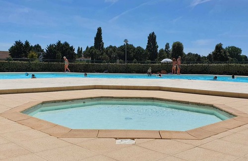 Presqu'ile de Guerande Atlantique Apartment | Superb T3 R.D.Jardin La Baule Heated swimming pool