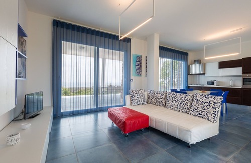 Torre Pali Villa | Superb villa with pool and 180° sea view