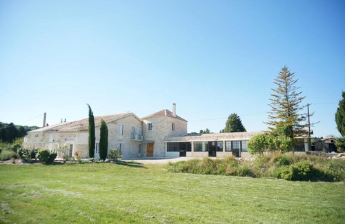 Rochefort-du-Gard House | Superbe 2 pièces très confortables meublé 50 m2 terrasse, parking privé, jardin, Pont du Gard 10mn #6