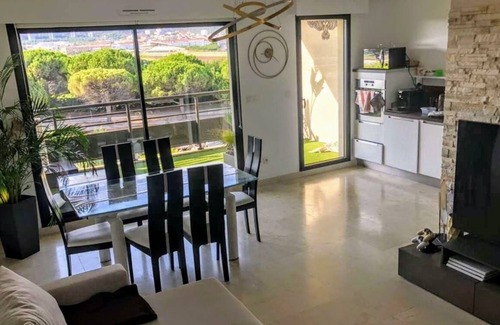Bonneveine Apartment | Superbe Appartement vue mer à 100m de la Plage