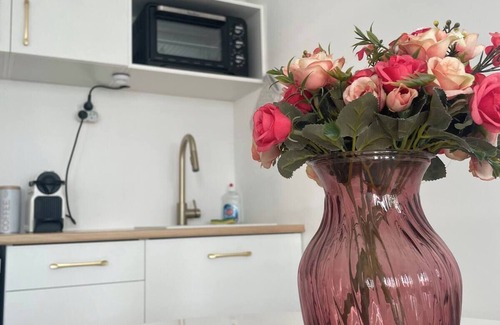 Gambetta Apartment | Superbe Studio à 5 min de Paris, au Cœur de la Défense, Refait à Neuf !