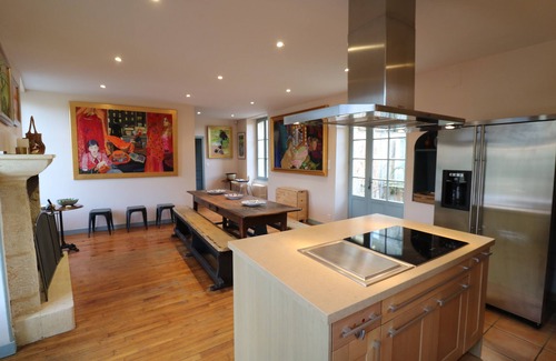 Domme House | Superior property belongings to the Kubrick's family, heated pool, set IN Domme