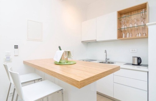 Saplunara Apartment | Superior studio balcony,sea view - GARDEN SECRET