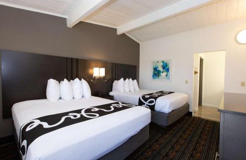 Seaside Hotel | SureStay Hotel by Best Western Seaside Monterey