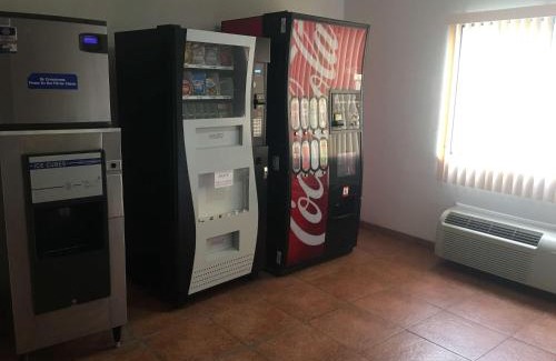 Oakland Hotel | SureStay Hotel by Best Western Weimar