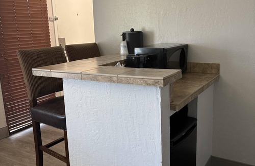 North Mountain Hotel | SureStay InnSuites Phoenix Hotel & Suites by Best Western