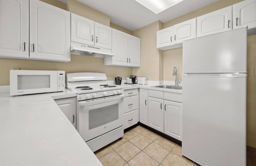 Rocklin Hotel | SureStay Plus Hotel by Best Western Rocklin