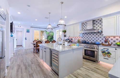 Huntington Beach House | Surf, Sun &Fun! Beachside Bliss-4 Blocks to Waves