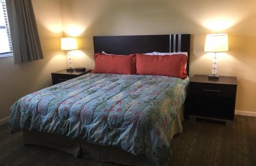 Lauderdale-by-the-Sea Resort | Surfsider Resort - A Timeshare Resort