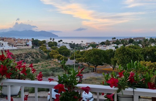 Puerto de Mazarron House | Surise Den- Walk to the beach, sea view and pool. Holiday rentals & winter stays