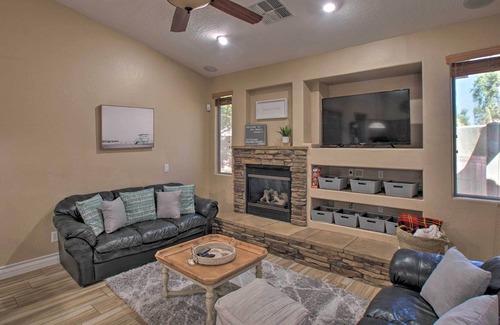 Surprise Farms House | Surprise Oasis: Perfect for Spring Training Fans!