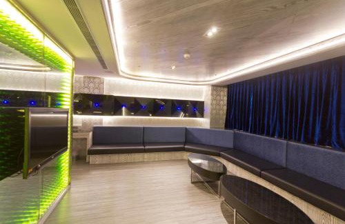 Xinzhuang Hotel | Surreal Motel