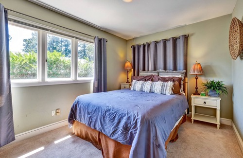 Montclair Cottage | Surrounded by the Park Yet Close to Everything! Views from all windows!