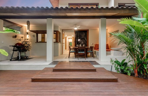 Port Douglas Villa | Surya Beachfront Villa No.2 - 3 Bedroom, 2 Bathroom