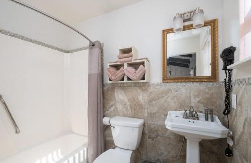 Old Town Hotel | Suwannee Gables