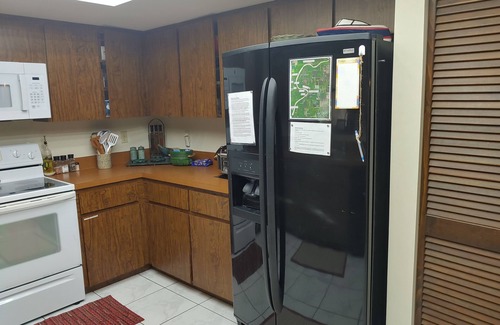 Branford Cabin | Suwannee River Cabin - 24 Private Wooded Acres- 500' Waterfront-Dock-Dogs OK
