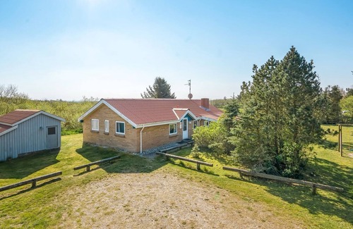 Lodbjerg Hede House | "Svane" - 1.2km from the sea by Interhome