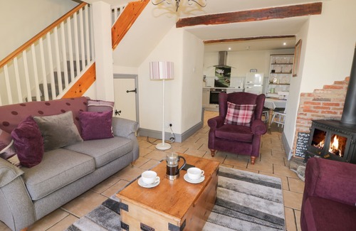 Staintondale Cottage | SWALLOW COTTAGE, pet friendly, with open fire in Staintondale