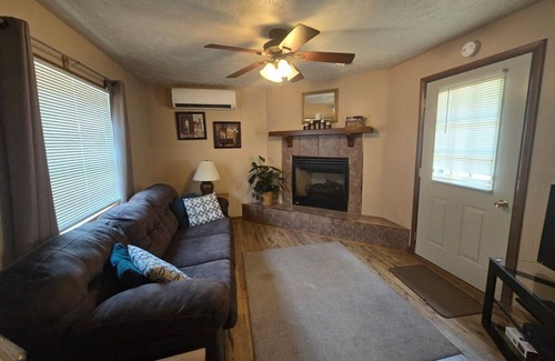 Oakland Cabin | Swallow Falls Cabin 3- a 2 bedroom with Fireplace near Swallow Falls State Park