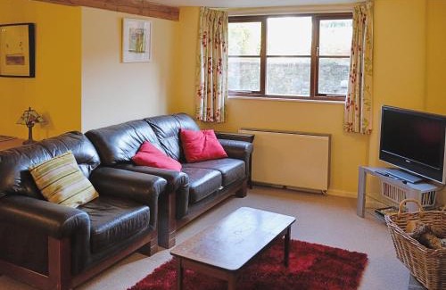 Ottery St Mary House | Swallows Cottage