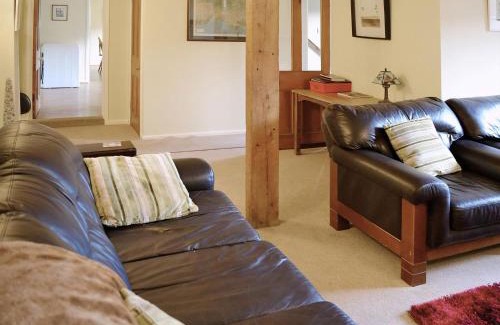 Ottery St Mary House | Swallows Cottage