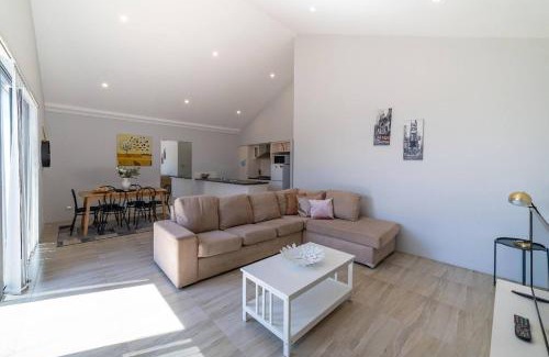 Aveley House | Swan Valley Fantastic Family Home - Aveley
