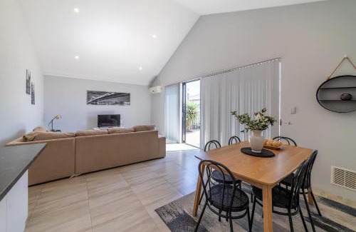 Aveley House | Swan Valley Fantastic Family Home - Aveley
