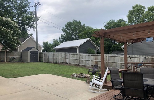 Lockeland Springs House | Sweet and Petite on Lillian Street 3 miles from Downtown Nashville