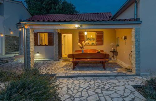 Podglavica Villa | Sweet Coral