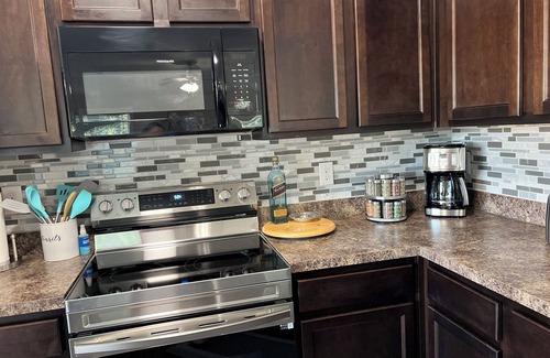 Montevallo House | Sweet cozy 3-bedroom house in delightful downtown Montevallo