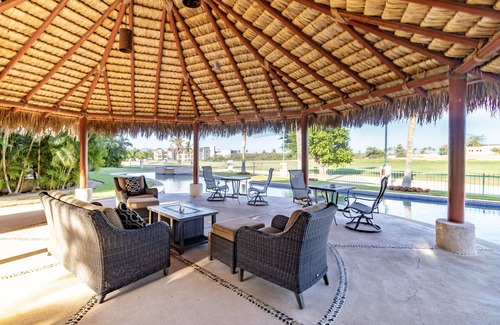 Zona Hotelera Condo | Sweet Desert Condo in San José del Cabo