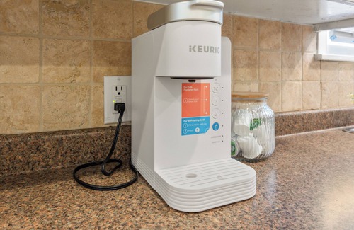 Lubbock House | Sweet Dreams Darlin' - 4 bedroom house with AC, WiFi in great location