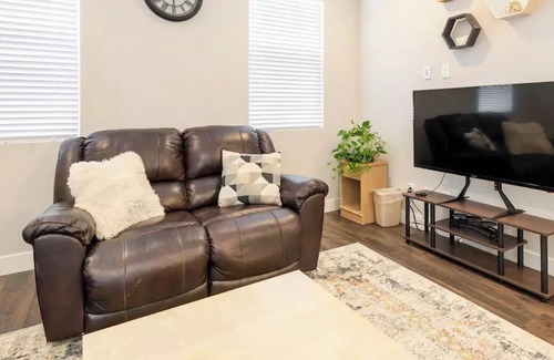 Gateway House | Sweet Home at DIA