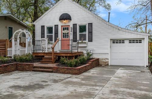 Benson House | Sweet Rose Cottage A Romantic Getaway