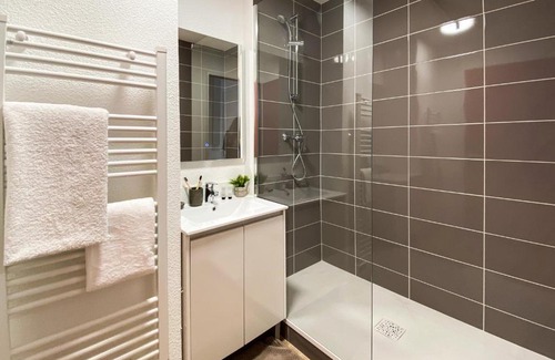 Merignac Apartment | Sweetly Isatis Mérignac