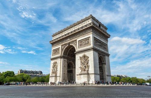 Champs-Elysees Apartment | Sweett - Triangle d'Or