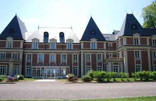 Maniquerville Apartment | Swimming pool, parking, tv, 35-45m², Etretat