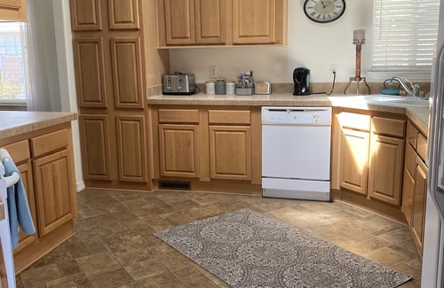 Wofford Heights House | Sycamore Suite with Amazing Lake Views [w/EV charging]