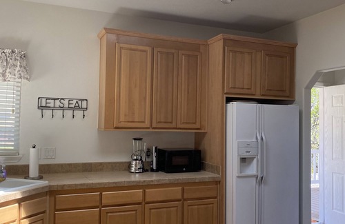Wofford Heights House | Sycamore Suite with Amazing Lake Views [w/EV charging]