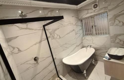 Isipingo House | Sydney's NA Guest House and Venue