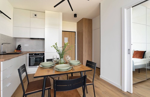 Witomino Apartment | Symphony Modern Tower
