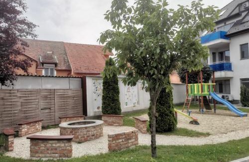 Sarvar Apartment | Szabó Apartman