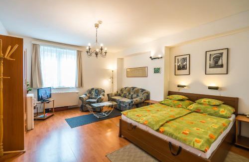 Esztergom Bed & Breakfast | Szent Kristóf Panzió